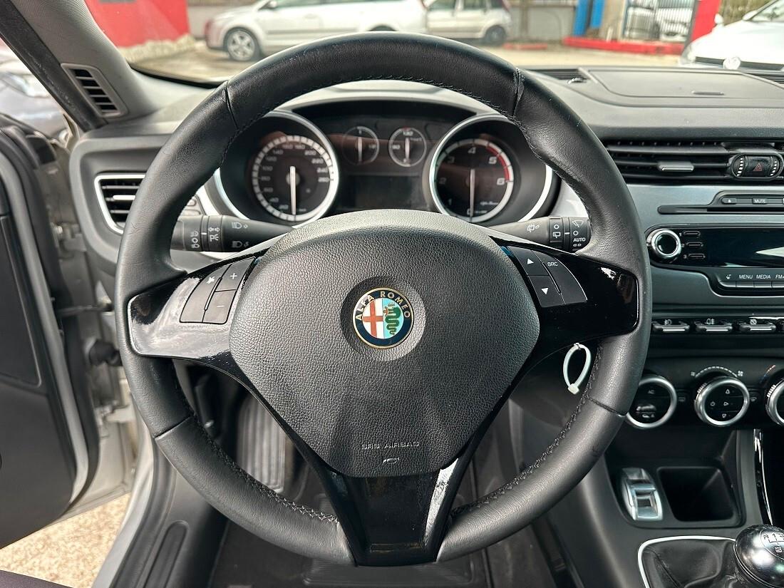 Alfa Romeo Giulietta 2.0 JTDm-2 140 CV Distinctive