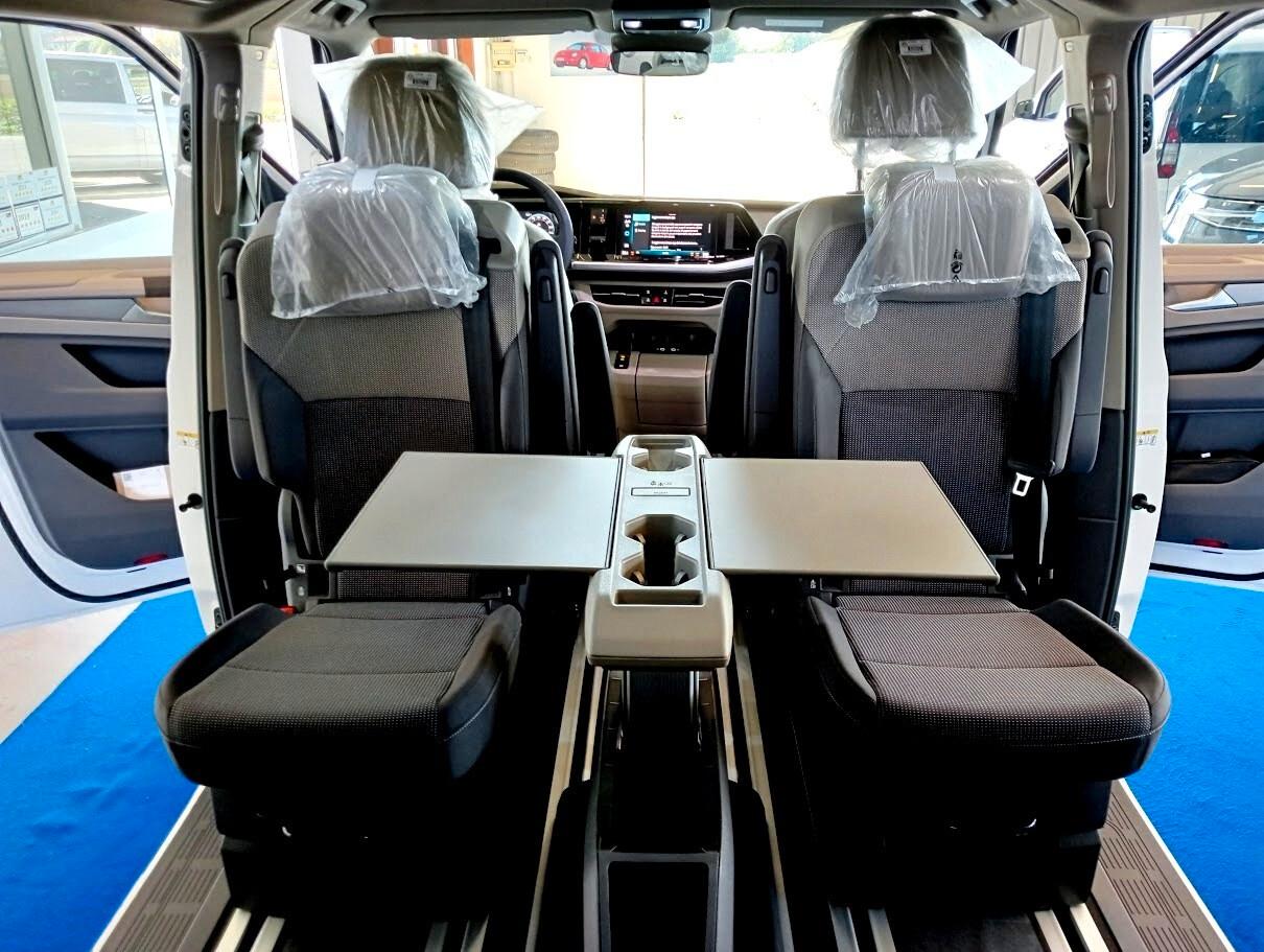 Volkswagen T7 Multivan 1.5 PHEV 4motion 245cv IQ LED GANCIO 360° FULL