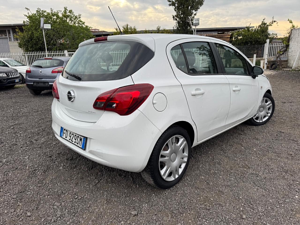 Opel Corsa 1.4 90CV GPL Tech 5 porte Innovation