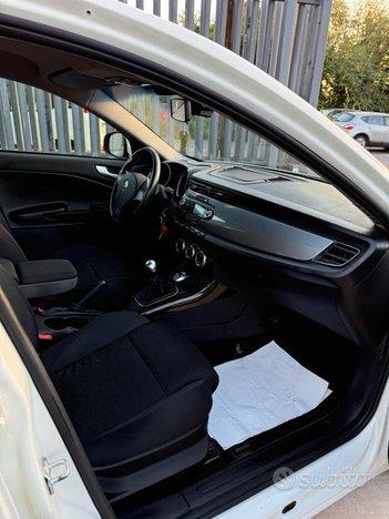 ALFA ROMEO Giulietta 1.4 Turbo 120 CV Distinctiv