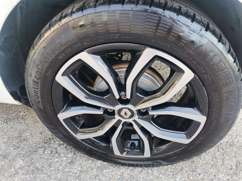Renault Clio 1.2 75 CV 5 porte Duel