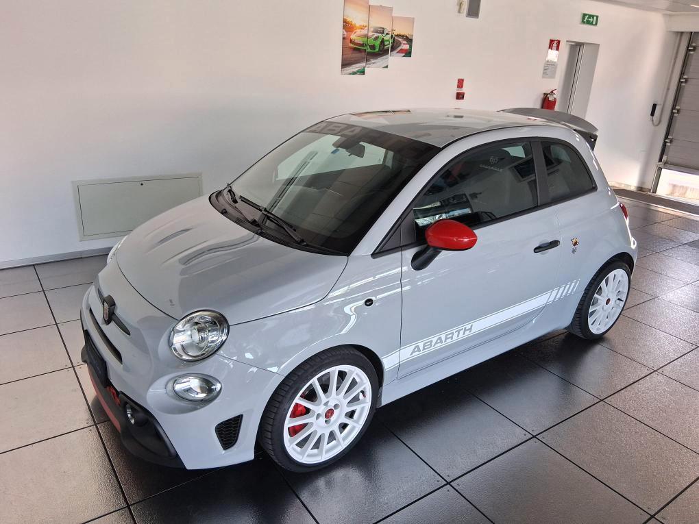 ABARTH 695 1.4 TURBO T-JET ESSEESSE 180 CV