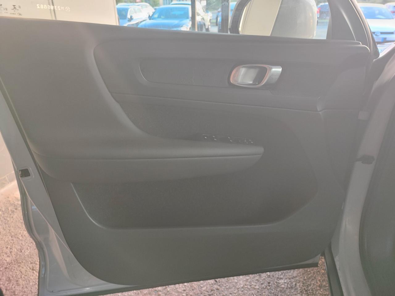 Volvo XC40 T3 Geartronic R-design