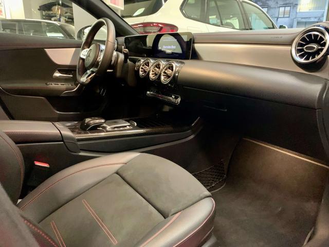 Mercedes-Benz CLA 200 CLA X118 Shooting Brake 200d Premium AMG auto