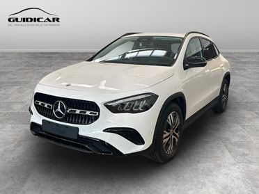 Mercedes-Benz GLA 180 d Automatic