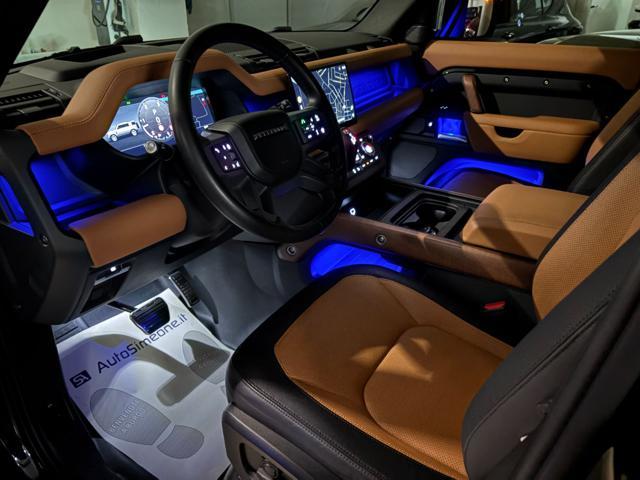 LAND ROVER Defender 110 3.0D I6 250 CV AWD Auto X-Dynamic HSE.