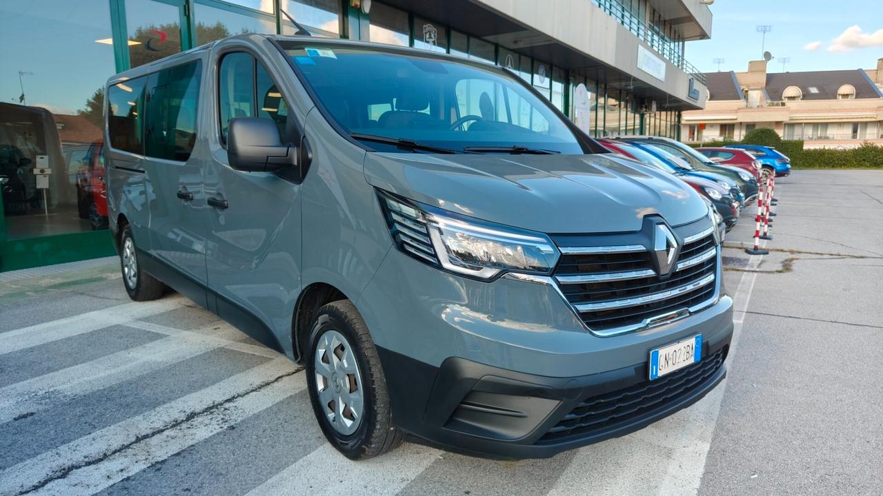 Renault Trafic 9 posti BluedCi 2.0 150CV EDC SpaceClass