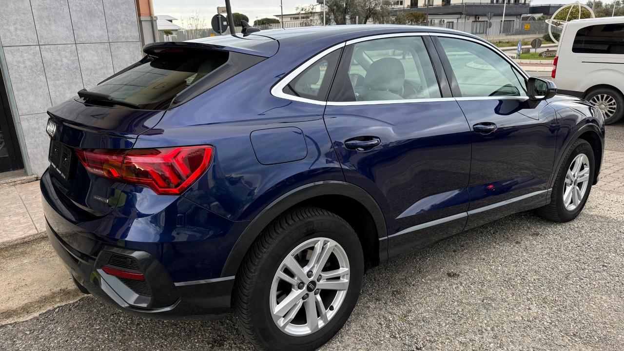 Audi Q3 35 TDI S tronic Business Advanced