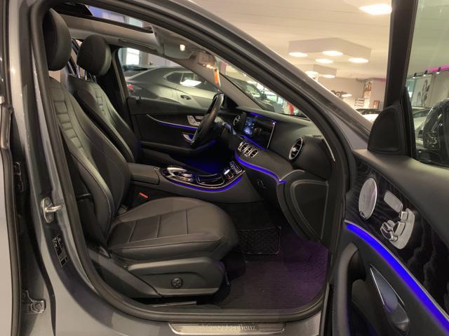 MERCEDES-BENZ E 220 d S.W. 4Matic Auto Premium Plus All-Terrain