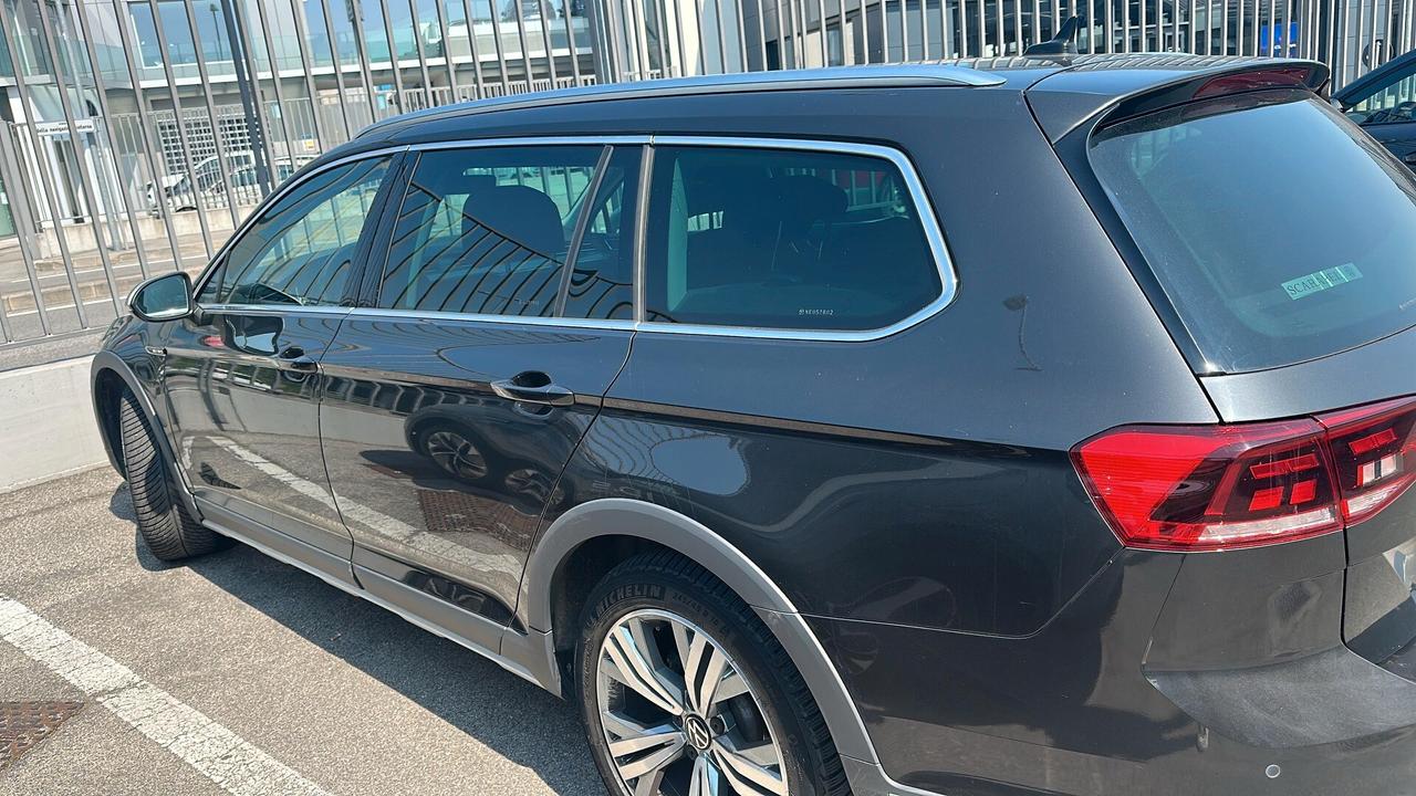Volkswagen Passat Alltrack 2.0 TDI 200 CV 4MOTION DSG
