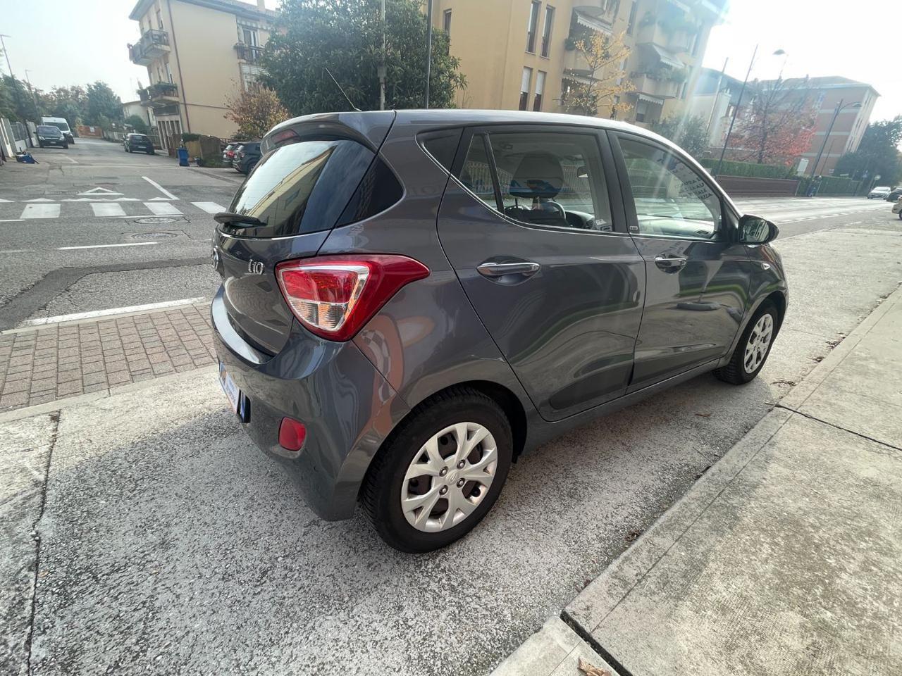 HYUNDAI i10 1.0 MPI unico proprietario