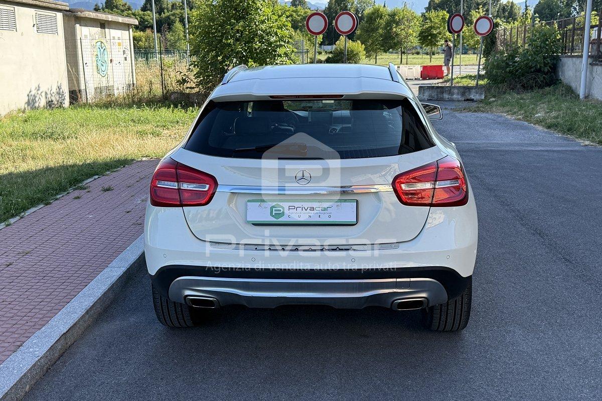 MERCEDES GLA 200 Sport
