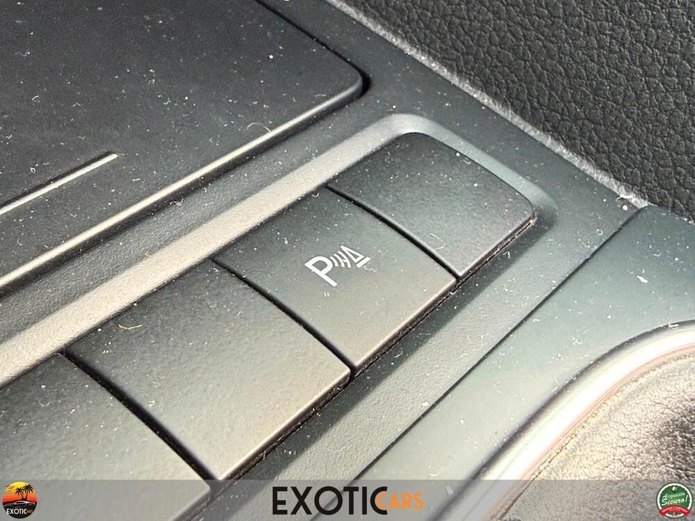 Volkswagen Golf Cabriolet 1.6 TDI DPF 3p. Highline