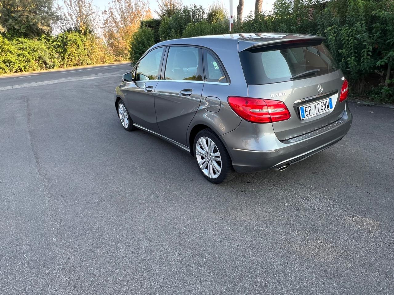 Mercedes-benz B 180 CDI BlueEFFICIENCY Executive