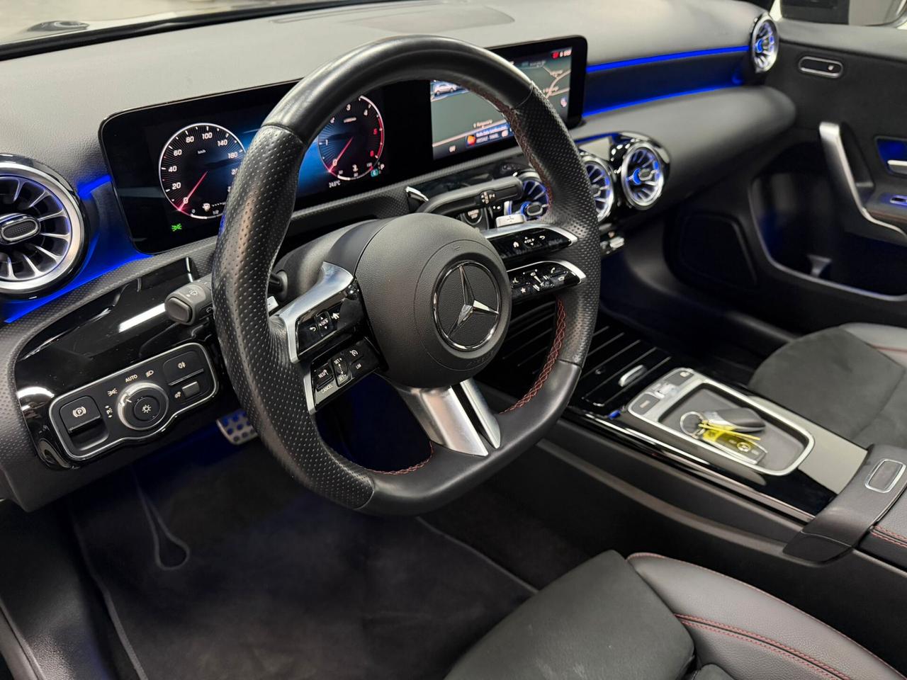 Mercedes-benz A 200 d Automatic AMG Line Premium Plus