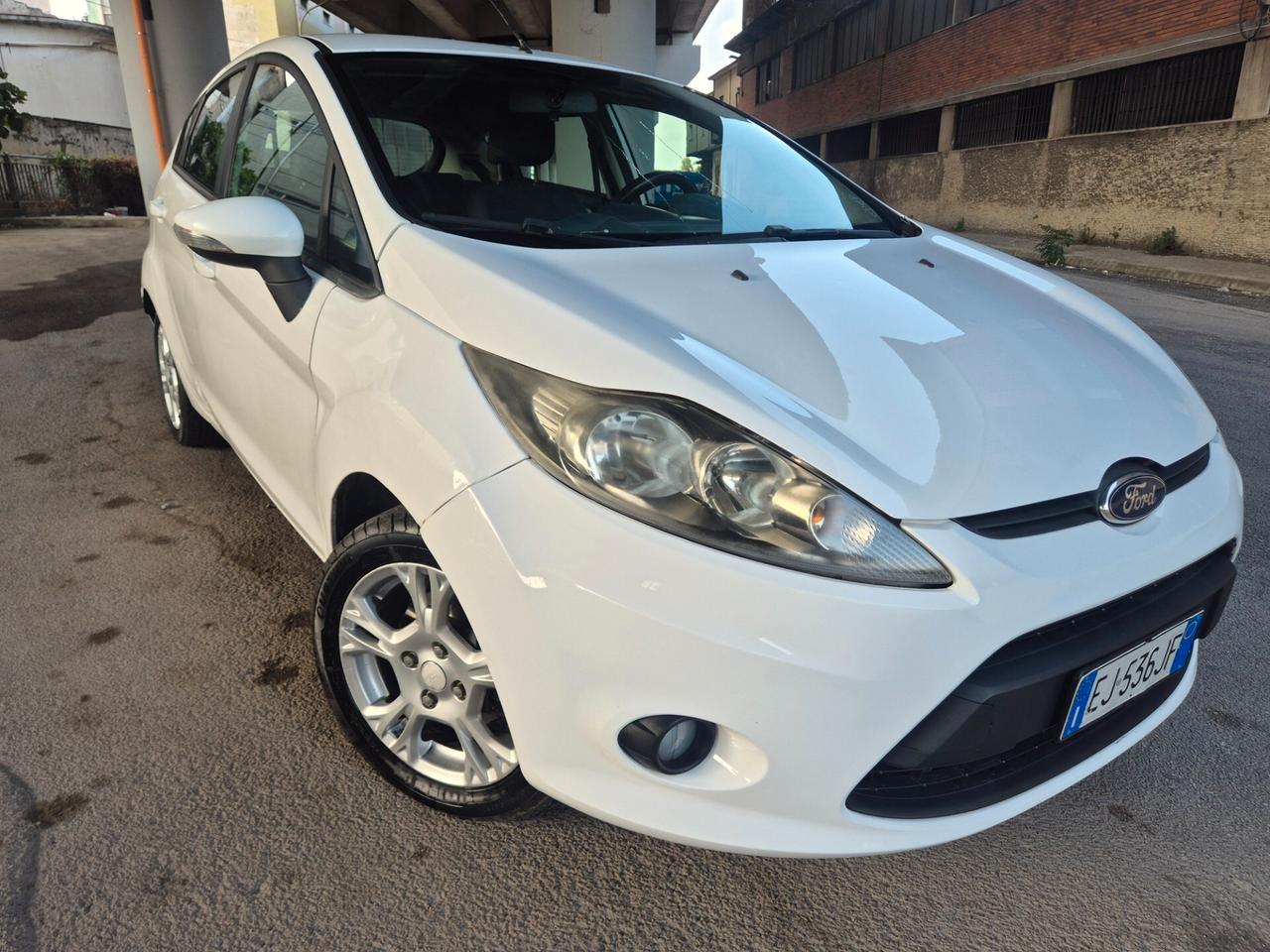 FORD FIESTA 1.4 DIESEL ACCESSORIATA DI TUTTO 2012