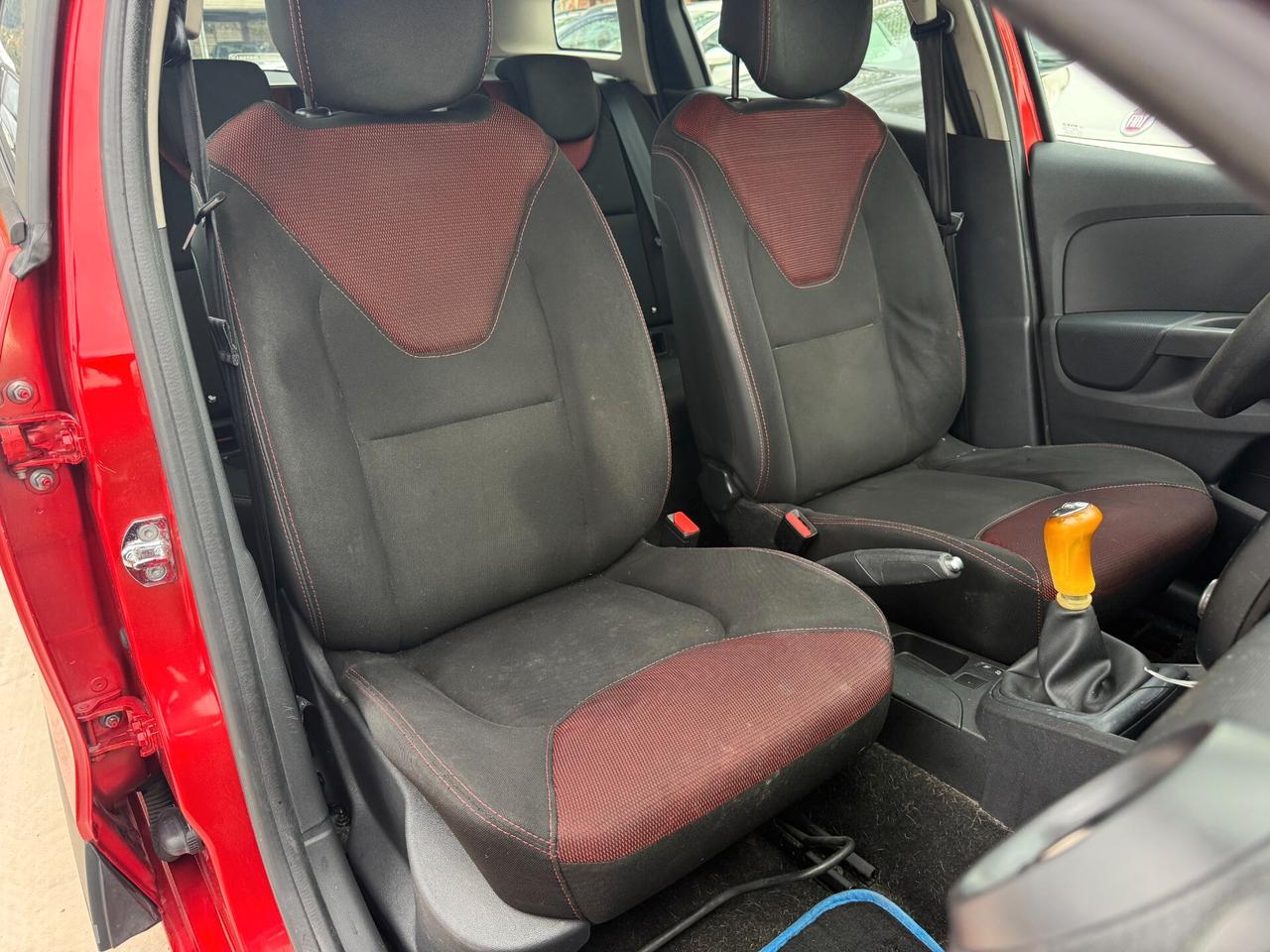 RENAULT CLIO SPORTER ANNO 2015 1.2 BENZINA 73 CV