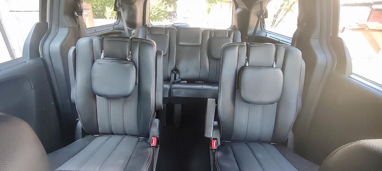 Lancia Voyager 2.8 Turbodiesel S 177 CV