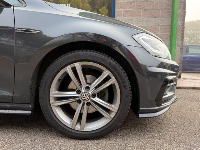 VOLKSWAGEN Golf 1.5 TSI 150CV DSG R-LINE UNIPROPRIETARIO