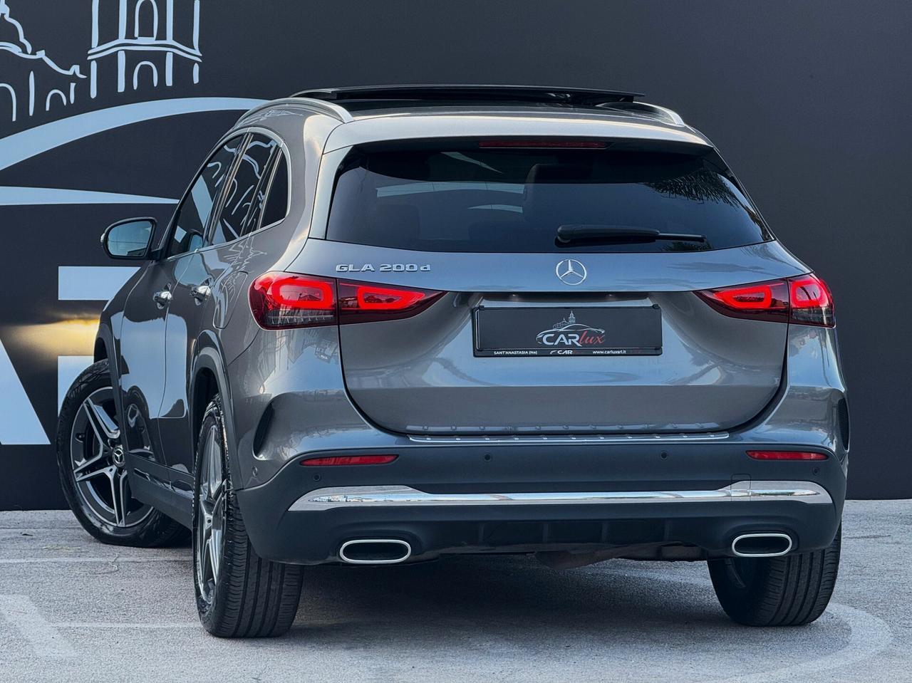 Mercedes-Benz GLA 200 d Premium Plus AMG TETTO