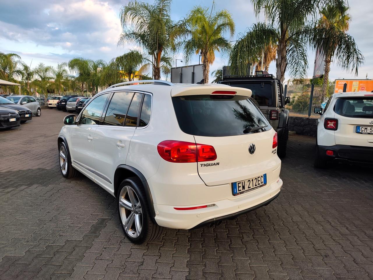 Volkswagen Tiguan 2.0 TDI 177 CV 4MOTION DSG R-Line