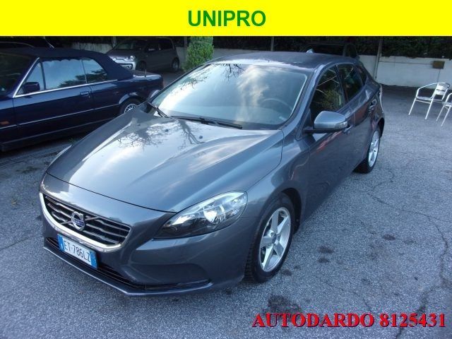 VOLVO V40 D2 1.6 Kinetic