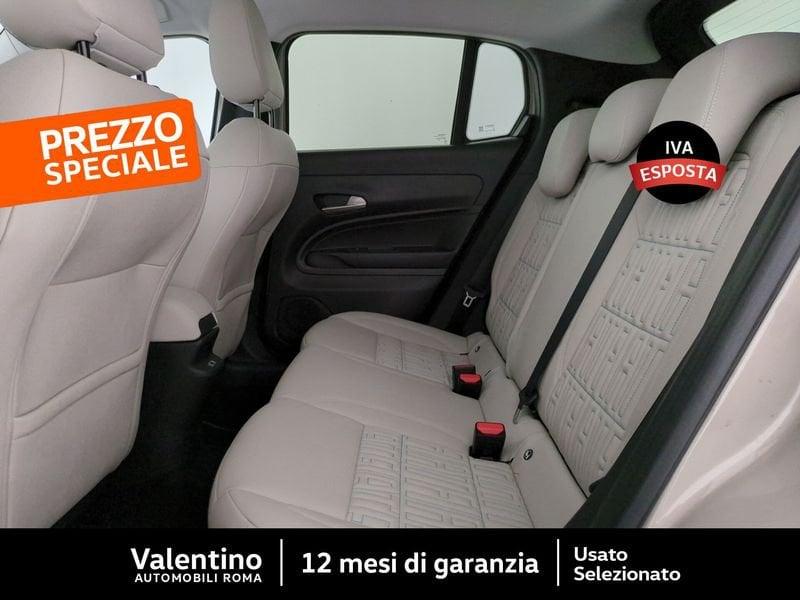 FIAT 600 Hybrid MHEV La Prima