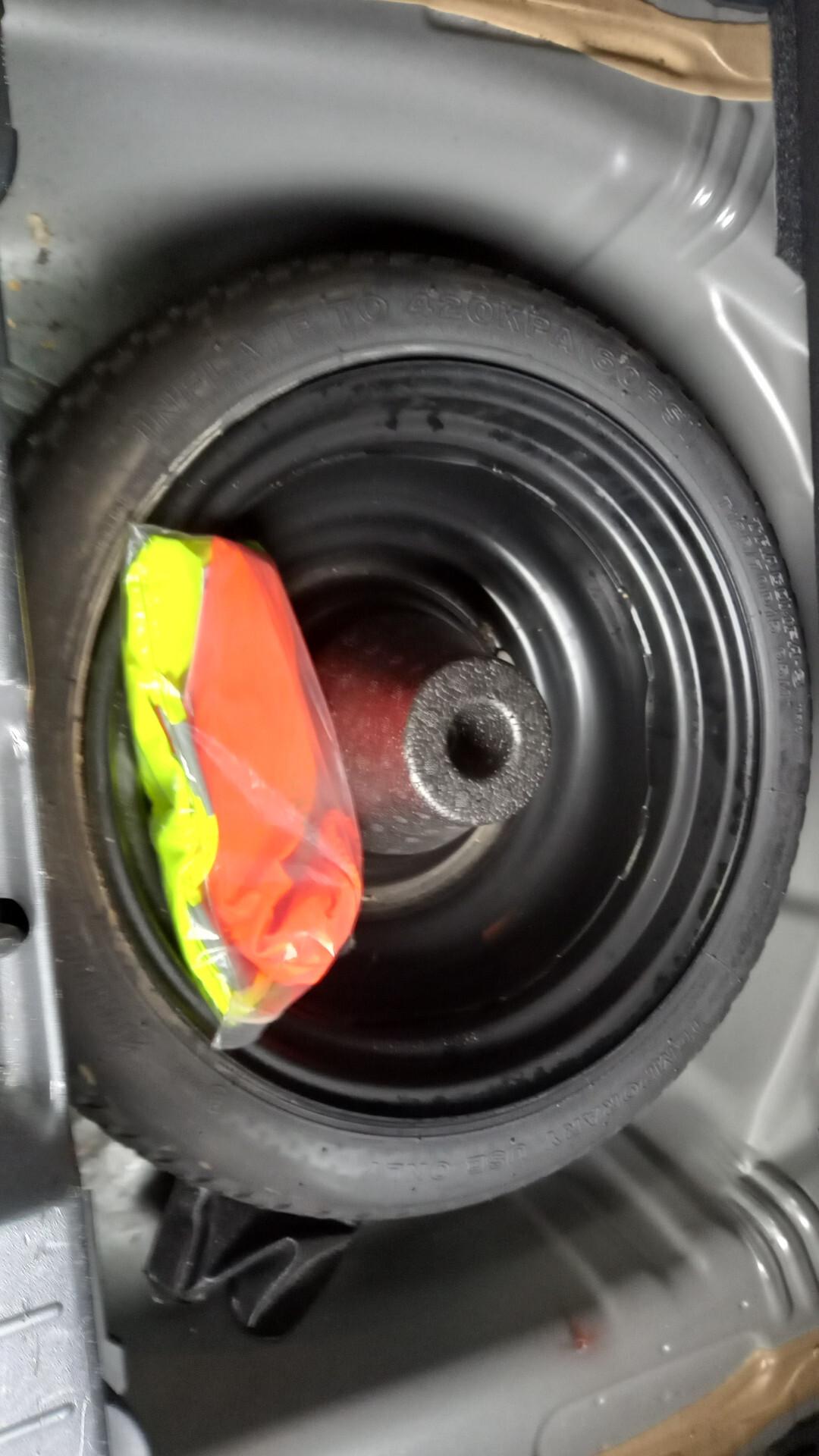 Toyota Yaris 1.0 3 porte Now