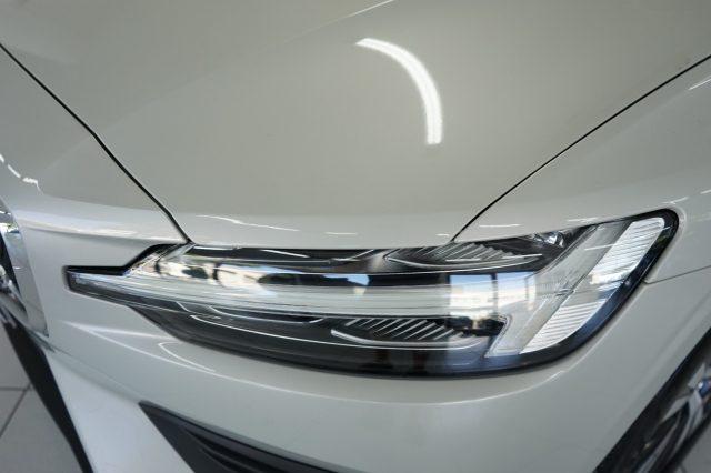 VOLVO V60 D3 Momentum Business Uniprop. Ufficiale Italia