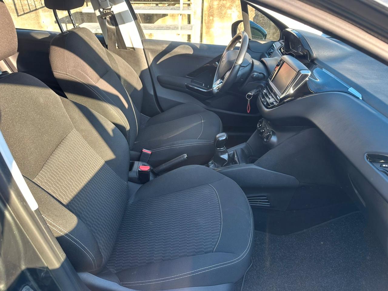Peugeot 208 PureTech 82 5 porte Access