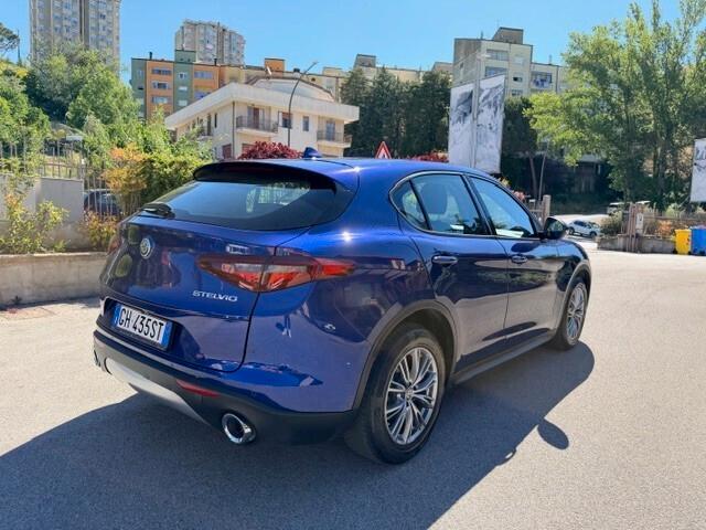 Alfa Romeo Stelvio 2.2 Turbodiesel 190 CV AT8 RWD Business