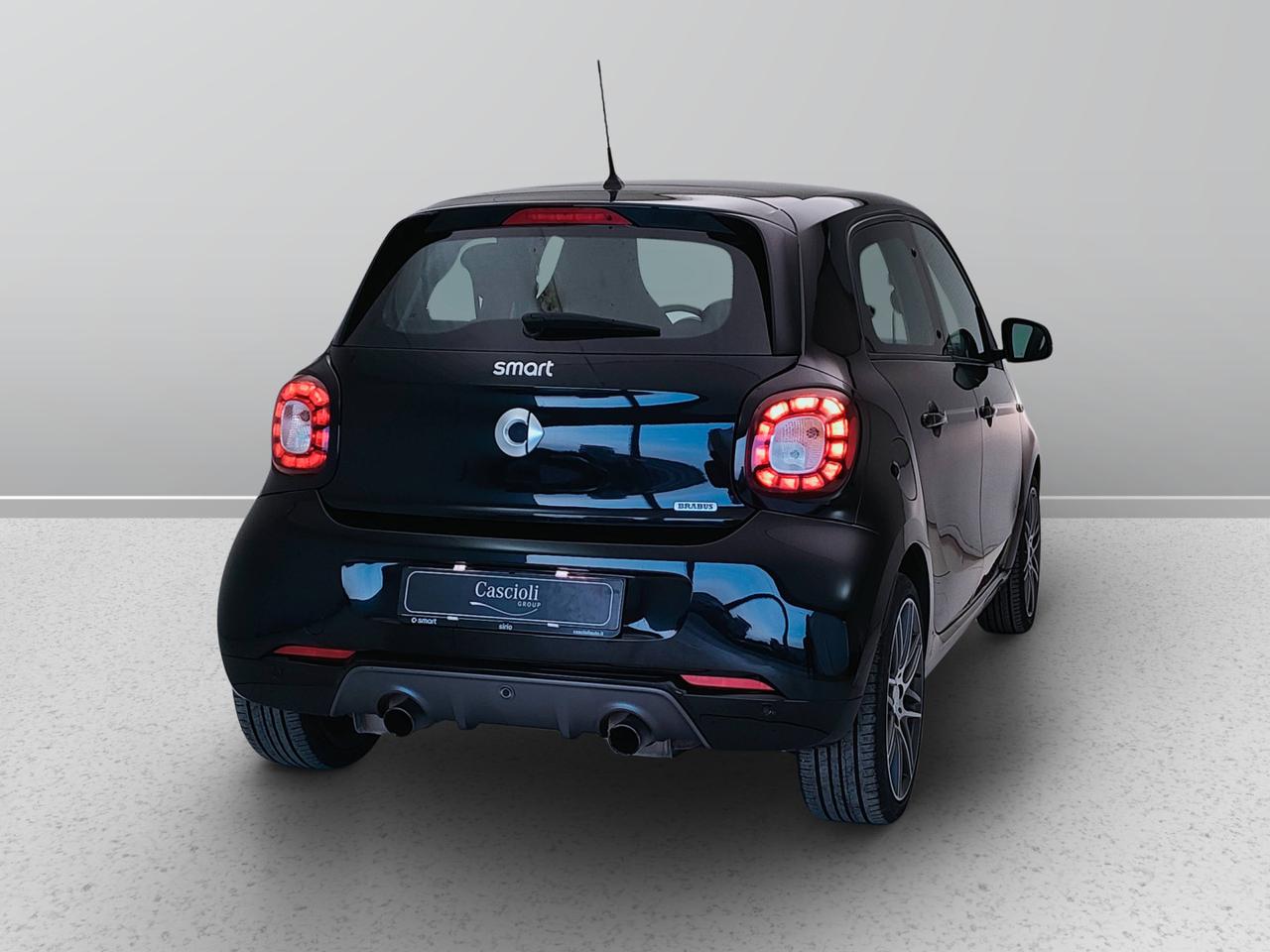 SMART Forfour II 2015 - Forfour 0.9 t Brabus Xclusive 109cv twinamic