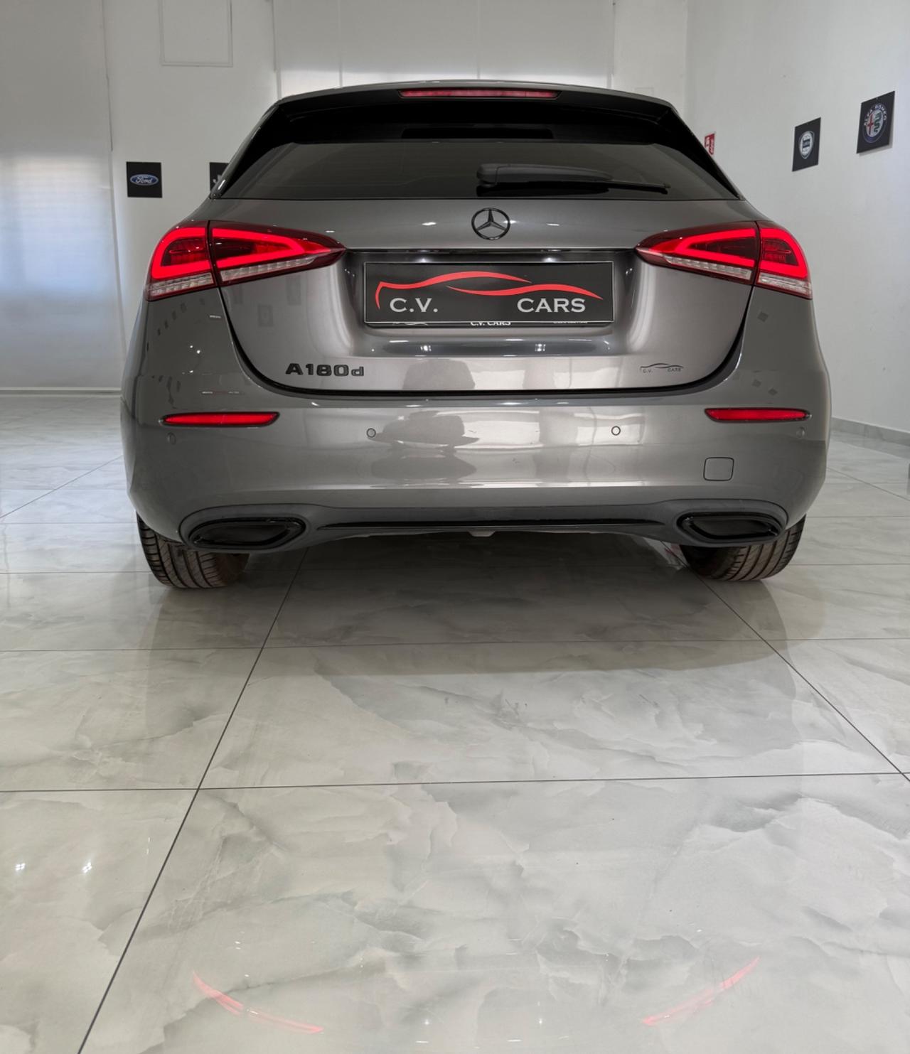 MERCEDES-BENZ A 180 D AUTOMATIC SPORT IVA ESPOSTA