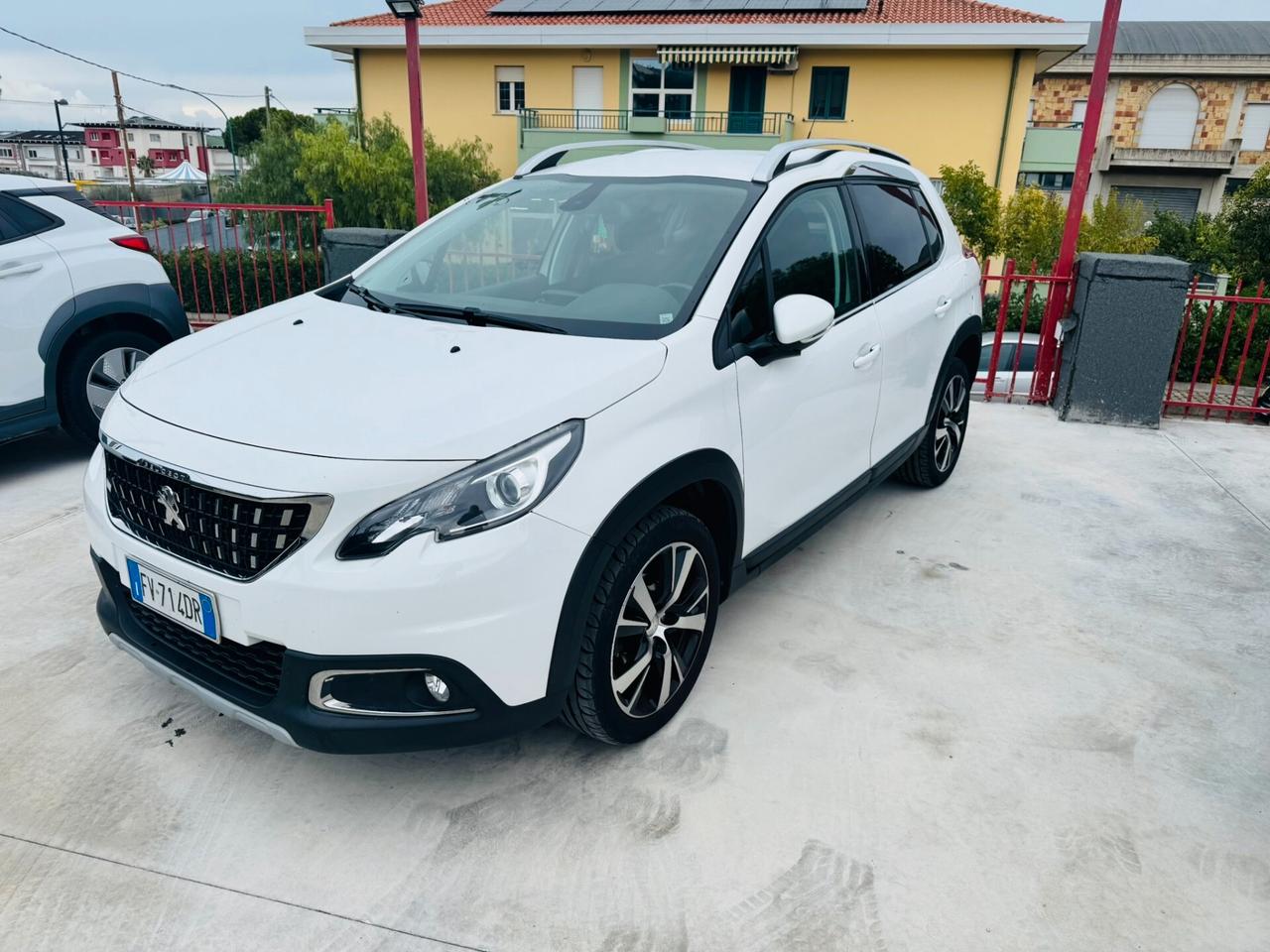 Peugeot 2008 BlueHDi 100 S&S