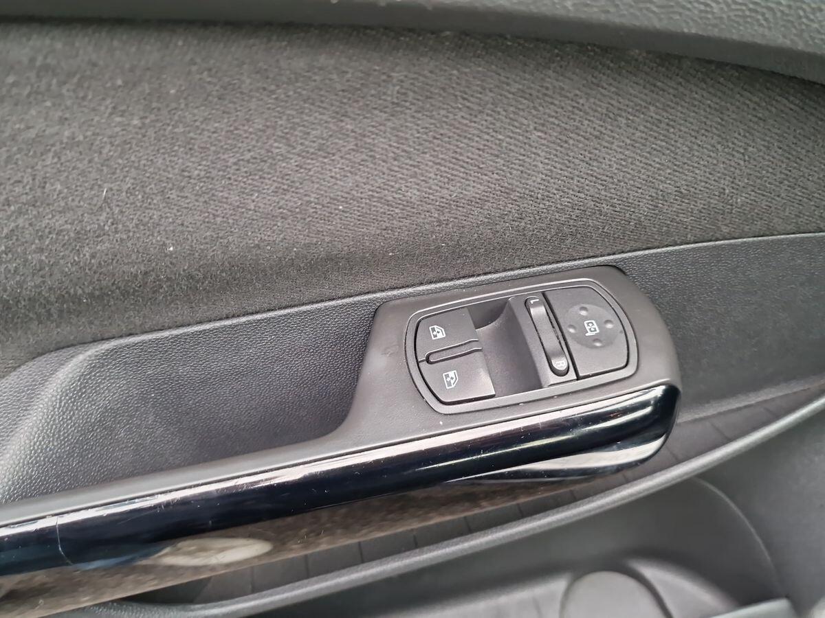 OPEL CORSA 1.2 GPL CLUB 5 PORTE