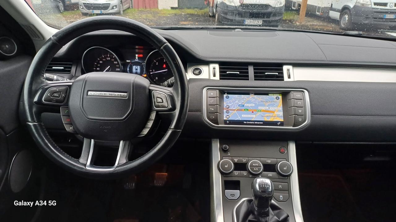 Land Rover Range Evoque 2.0 eD4 5p. Urban Attitude Edition