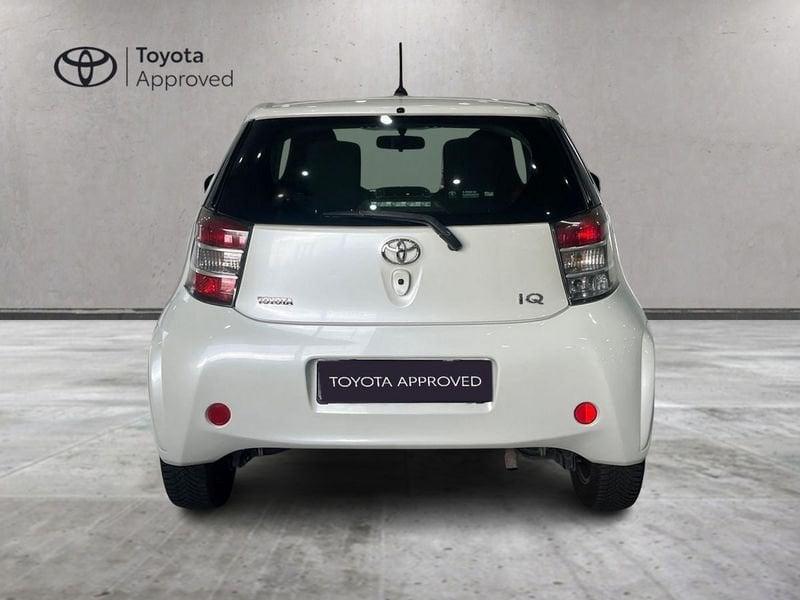 Toyota iQ iQ 1.0 Active (sol) cvt E5