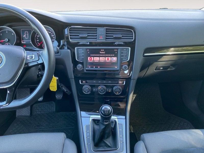 Volkswagen Golf 1.6 TDI Highline BlueMotionTechnology (Euro 6)