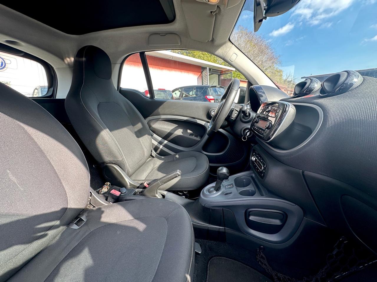 Smart ForTwo 70 1.0 twinamic Passion Matt UNIPRO Grau Permute Rate Garantita