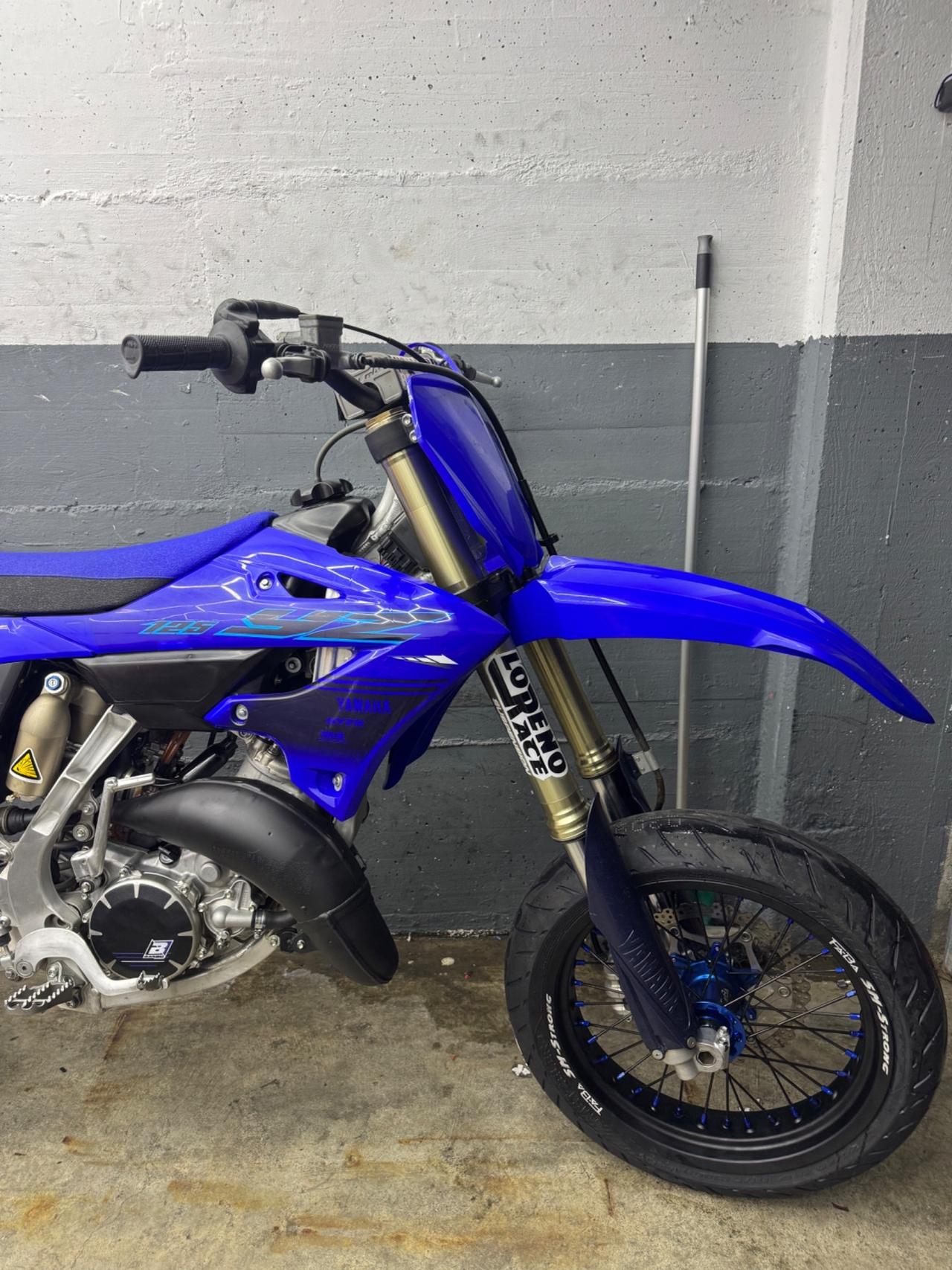 Yamaha YZ 125