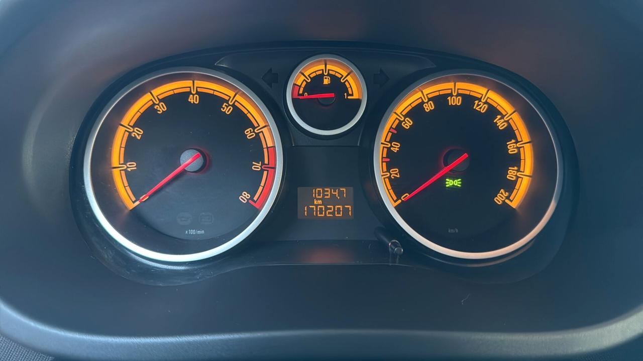 Opel Corsa 1.2 85CV 5 porte GPL-TECH Edition