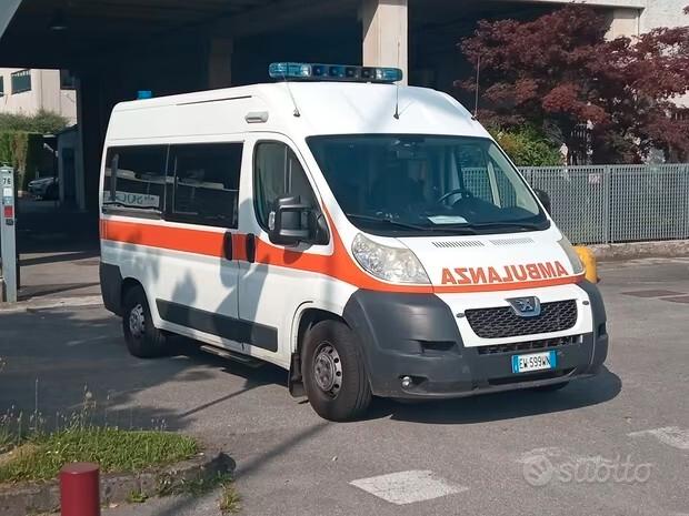 AMBULANZA SU PEUGEOT BOXER MULTJET