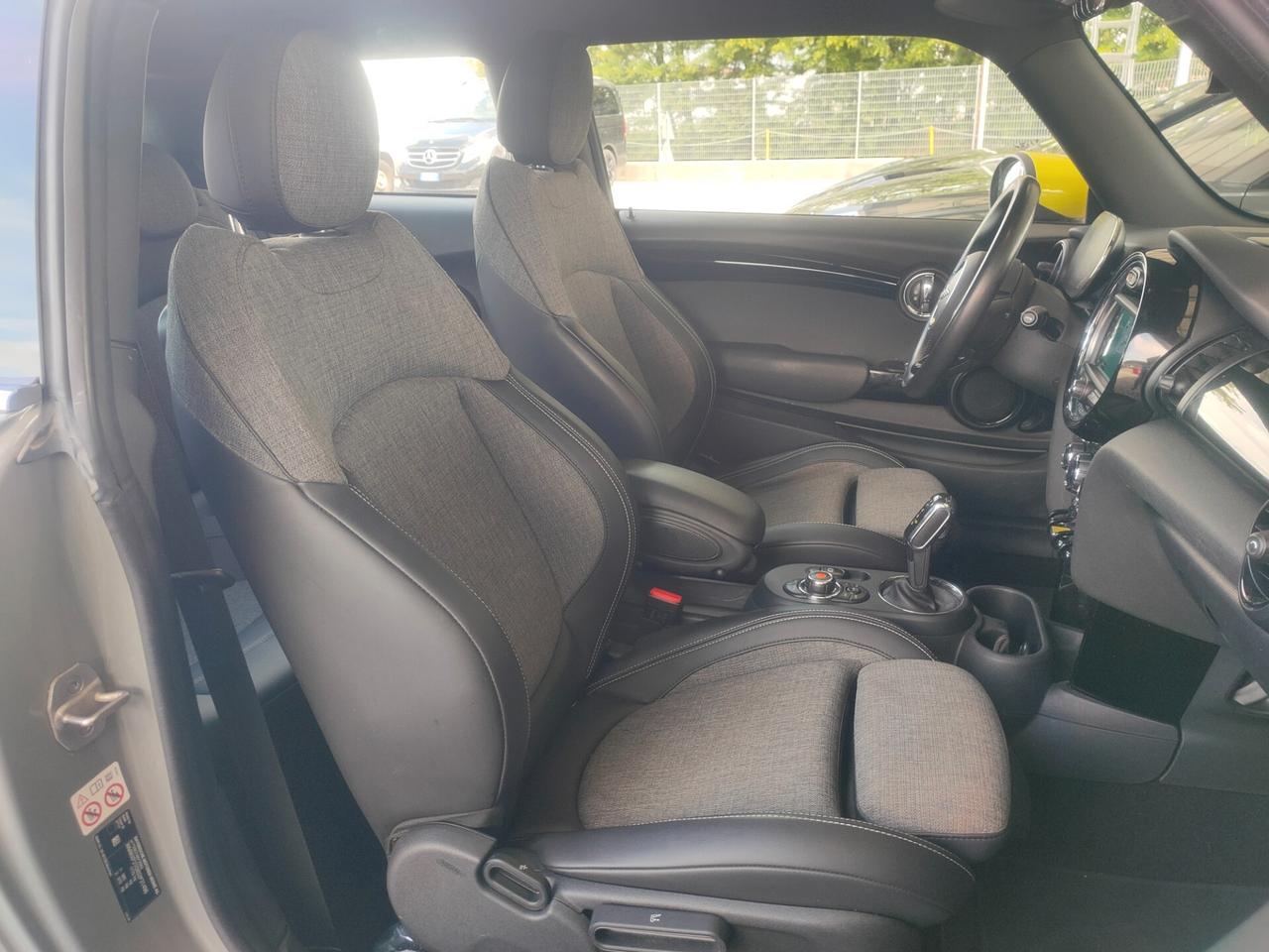 Mini Full Electric Cooper SE NEOPATENTATI