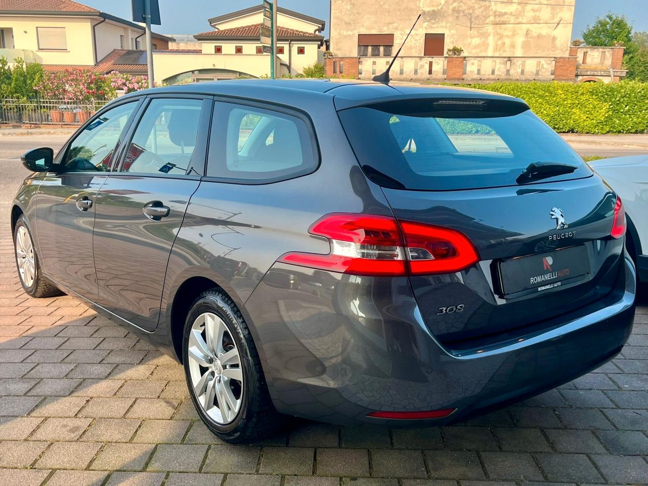 Peugeot 308 BlueHDi 130 EAT8 SW Active Business
