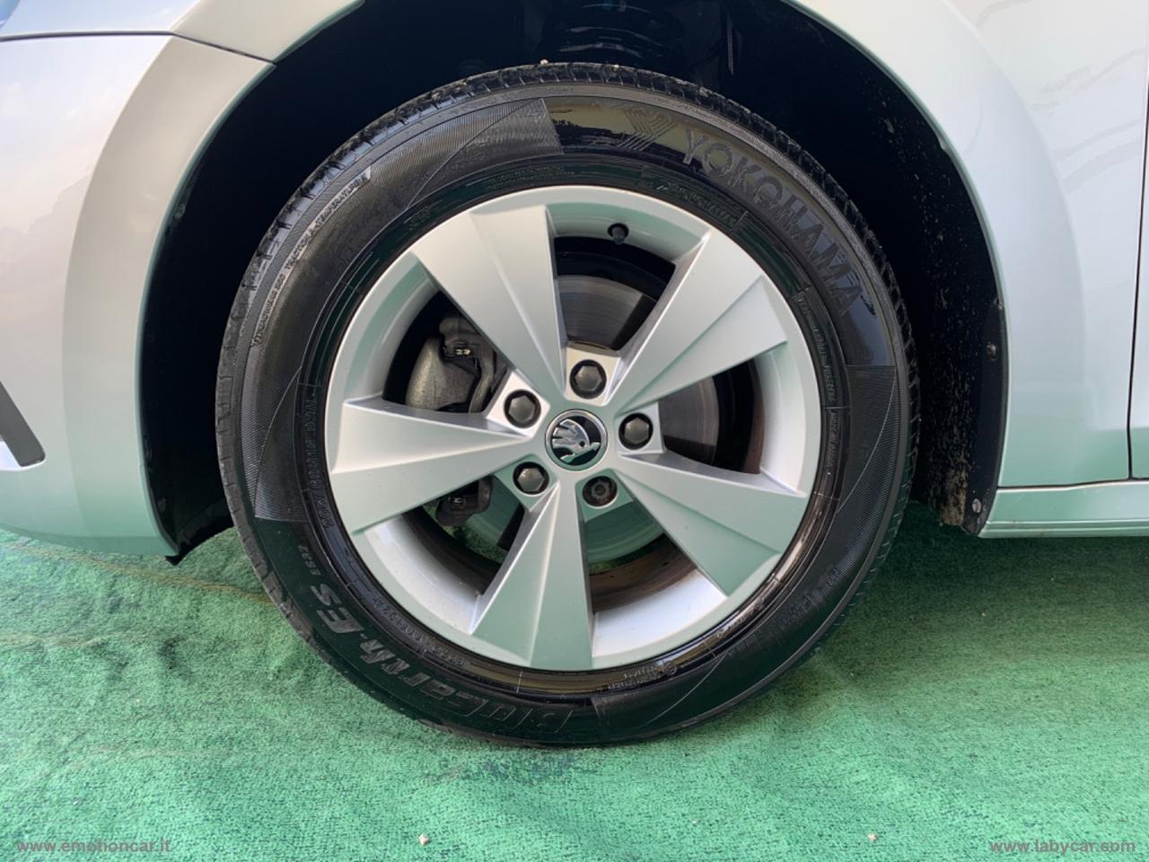 SKODA Octavia 2.0 TDI SCR 150CV DSG Wag. Exec. - 2022