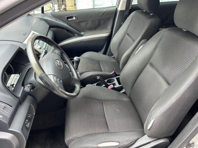 TOYOTA Corolla Verso 2.2 16V D-4D DPF Radio Clima *HÄNDLER*