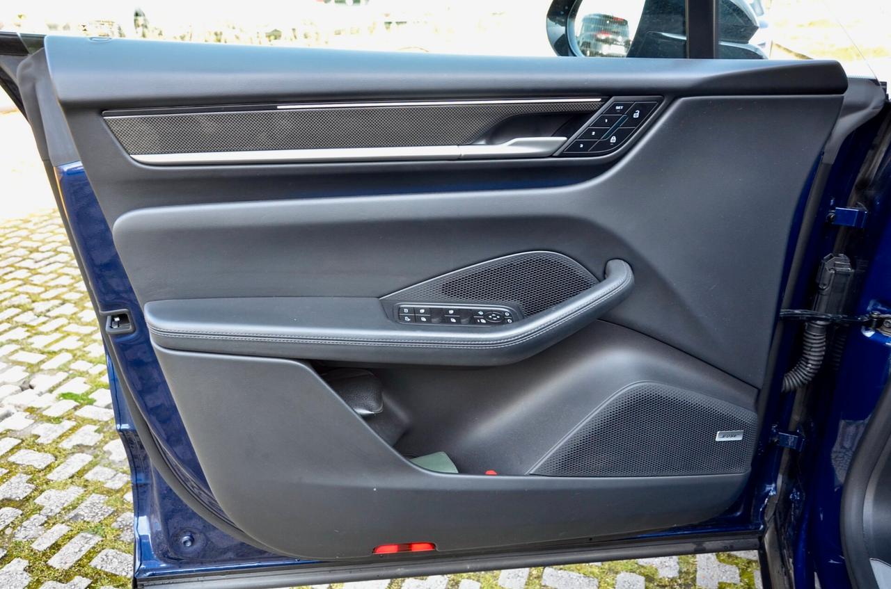 PORSCHE MACAN 4 408cv, PORSCHE APPROVED 10/2027, UFF ITALIANA, TETTO, HI-FI BOSE, MATRIX, SOSPENSIONI ADATTIVE, 22", PERMUTE