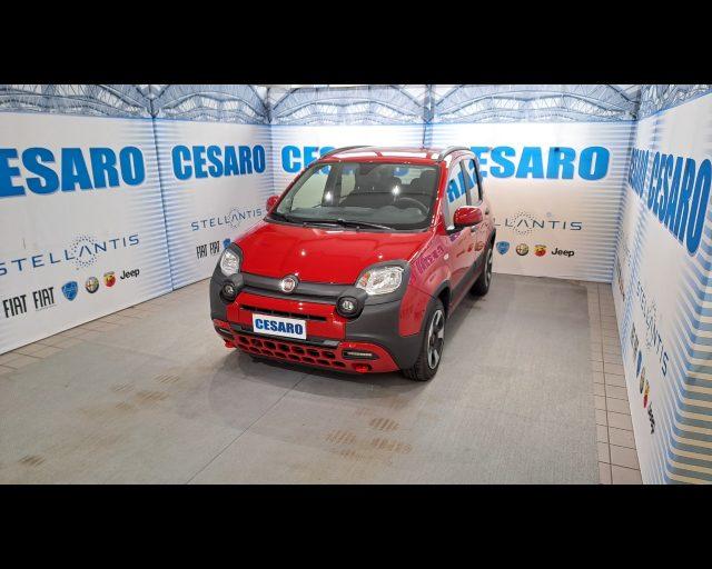 FIAT New Panda 1.0 firefly hybrid Cross s&s 70cv 5p.ti