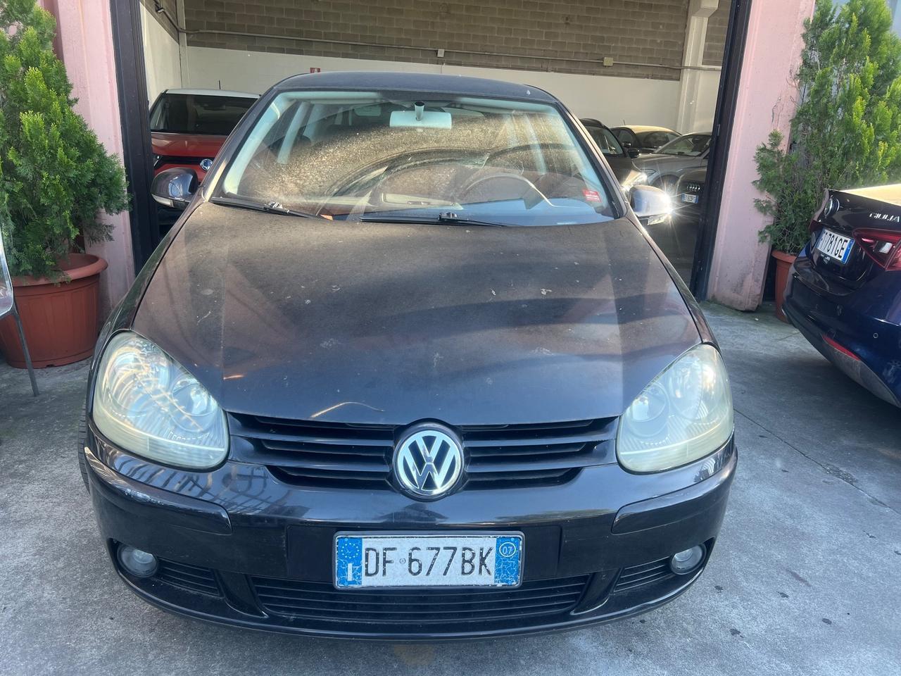 Volkswagen Golf 1.6 16V FSI 3p. Sportline