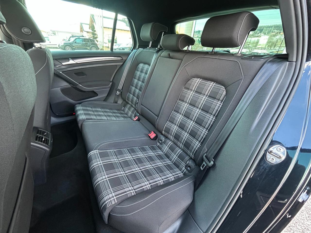 Volkswagen Golf GTD 7 2.0 TDI 5p. "MANUALE"